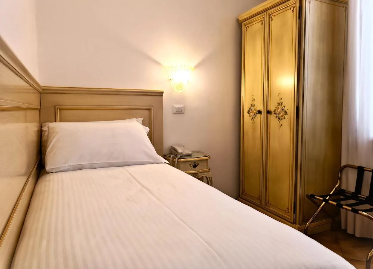 Hotel Guerrini Venedik İtalya