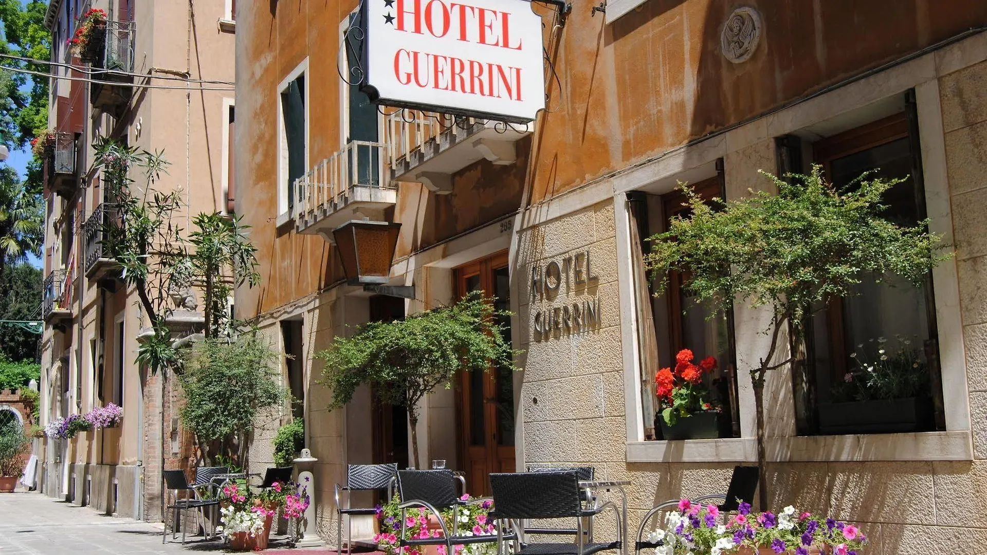 Hotel Guerrini Venedik 2*,