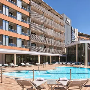Ξενοδοχείο Unahotels Βαρέζε