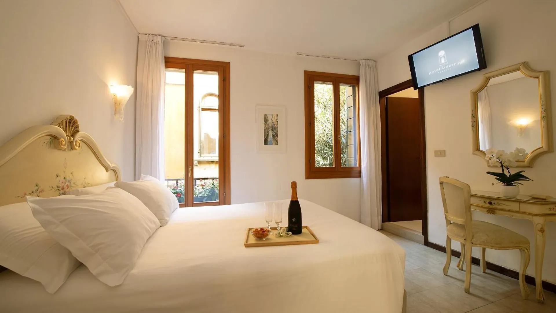 Hotel Guerrini Venezia 2*,  Italia