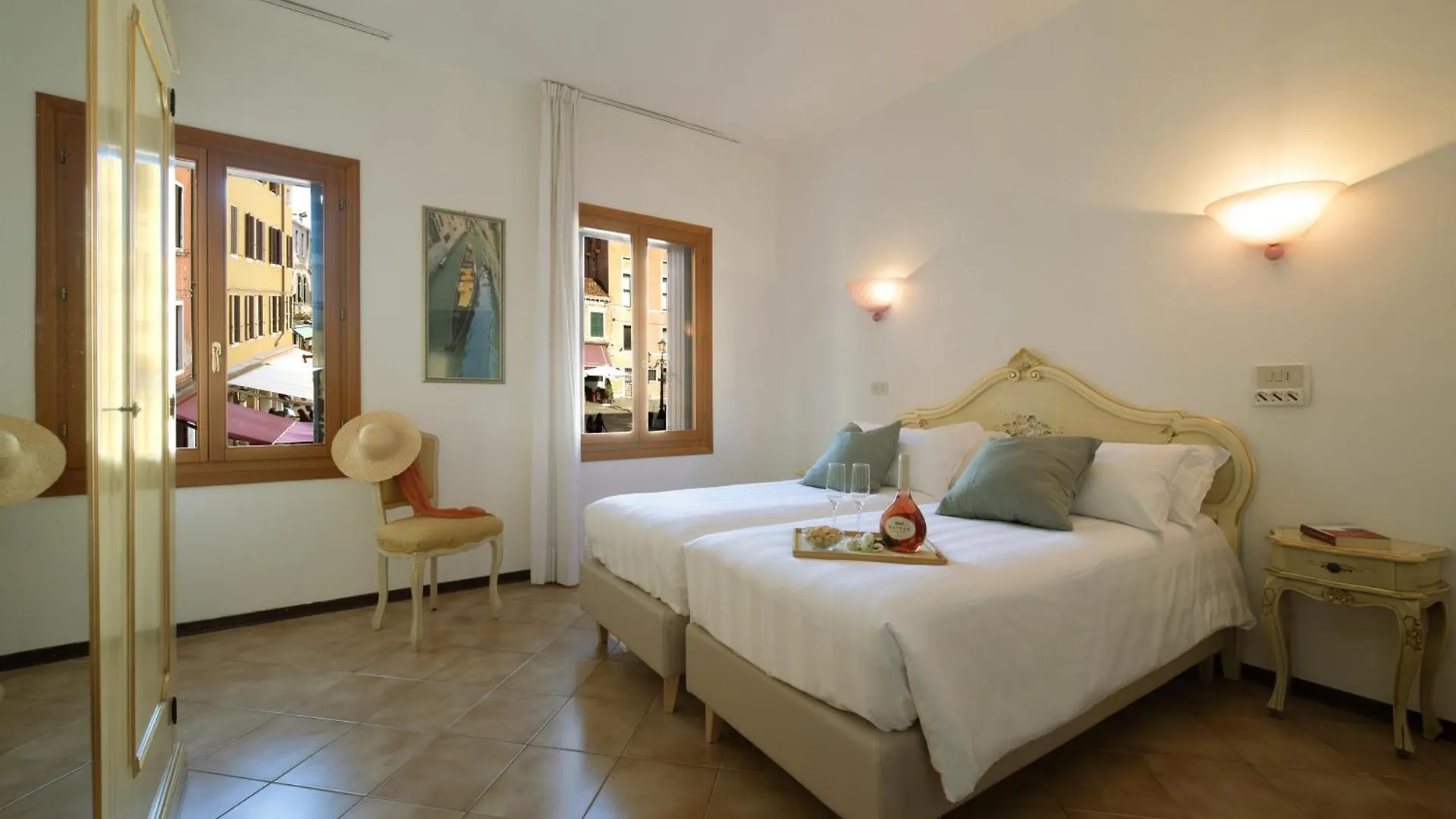 Hotel Guerrini Venice Italy